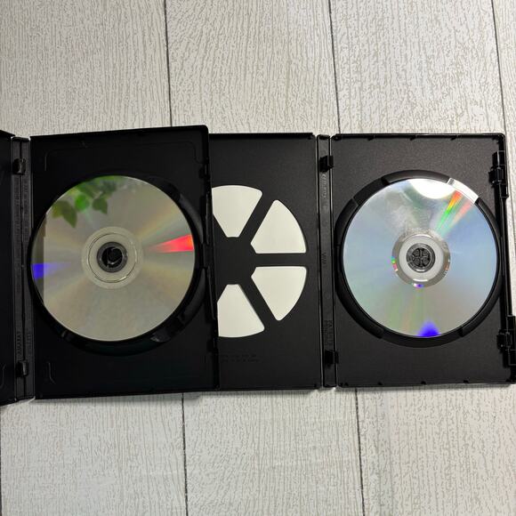 10 Movie DVD Bundle – Looper, Star Trek, The Gentlemen, Machine Gun Preacher - Picture 12 of 13